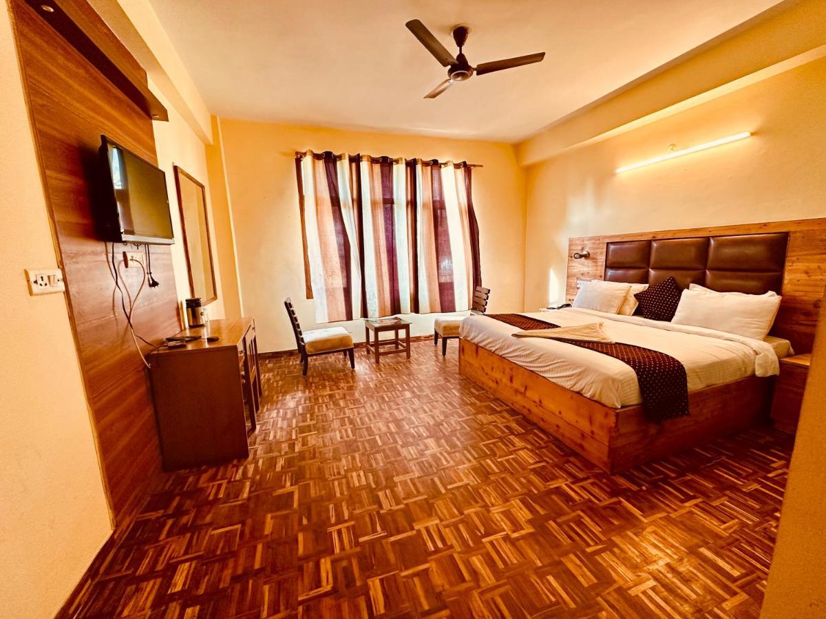 Hotel Grand Kalinga - Near Volvo Bus Stand Manali Dış mekan fotoğraf