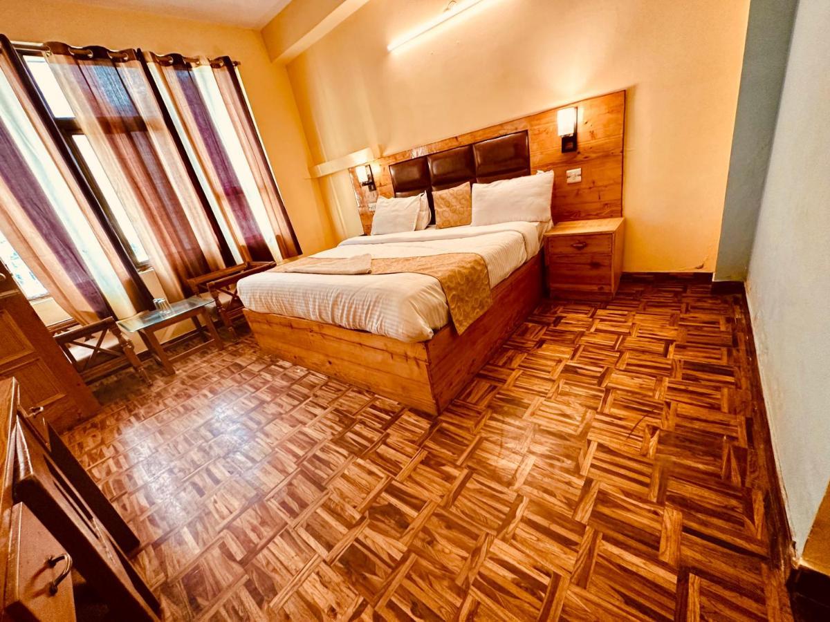 Hotel Grand Kalinga - Near Volvo Bus Stand Manali Dış mekan fotoğraf